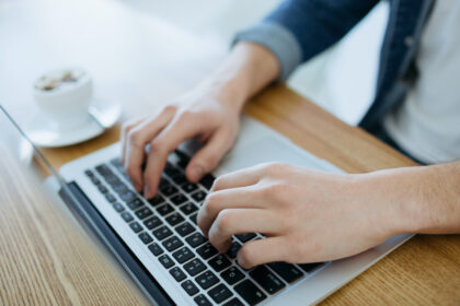 Silence Your Microphone Instantly with ‘Unclack’ While You Type on a Mac