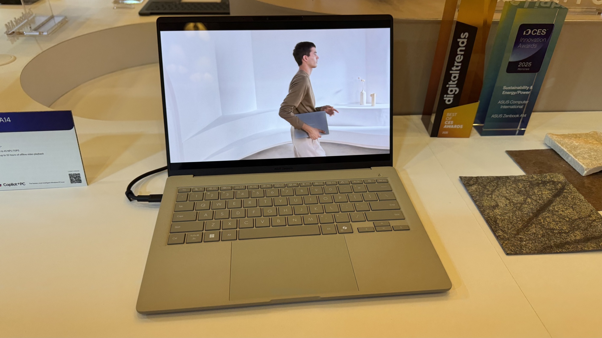Zenbook A14 open