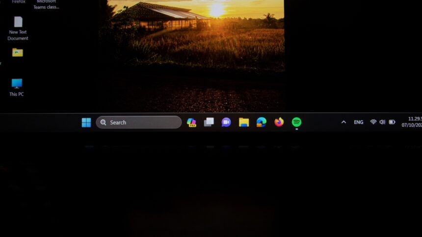 Seven Strategies to Enhance the Functionality of the Windows 11 Taskbar