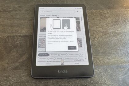 Say Goodbye to Tapping: New Feature Allows Page Turning on Kindles Without Screen Interaction