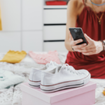 Top Applications for Selling Your Wardrobe Effectively