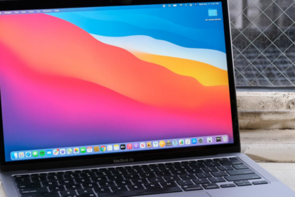 Score a Fantastic Deal: Grab the M1 MacBook Air for Only $550 Today!
