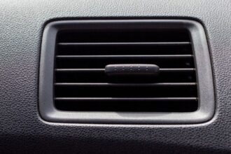 Reviving a Car’s Air Conditioning System: A Step-by-Step Guide to Effective Repair
