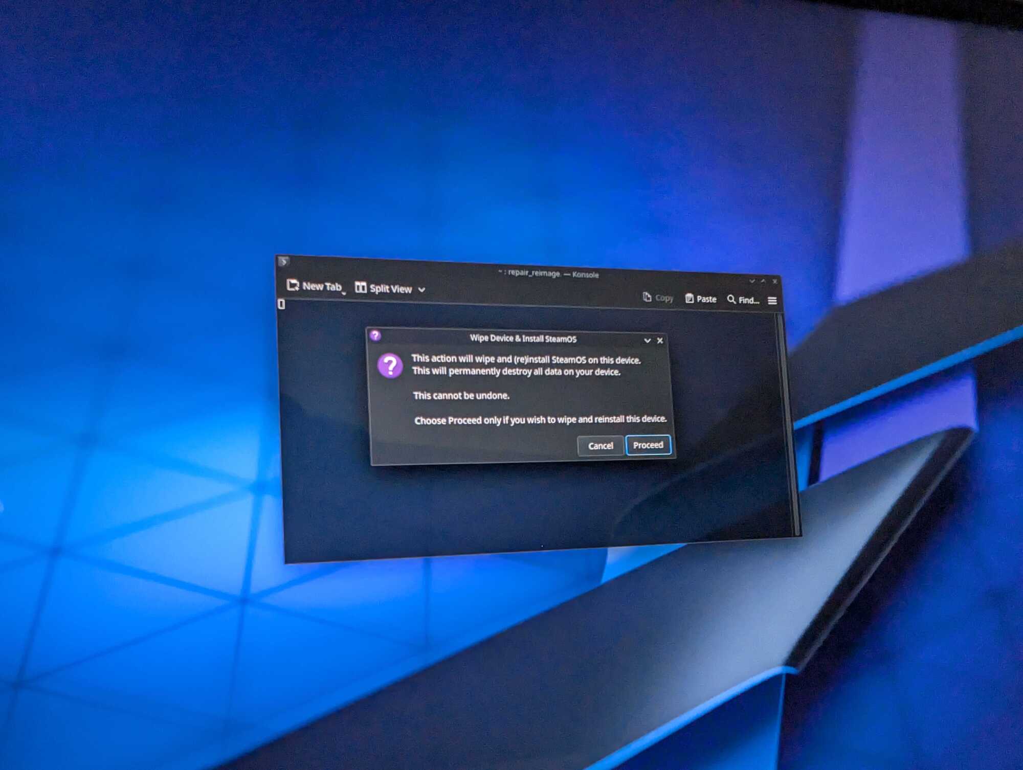 Warning sign from SteamOS indicating data deletion.