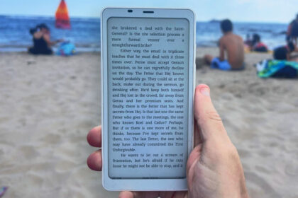 How the Boox Palma 2 Overshadowed My Summer Reading Ambitions