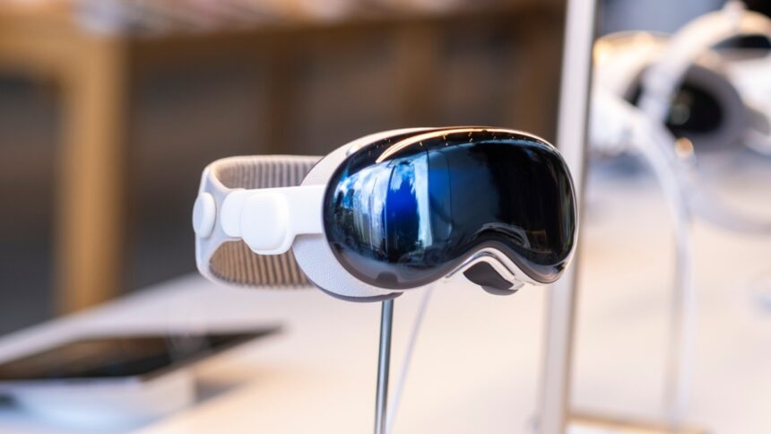 Disappointing Speculations Surrounding Apple’s Smart Glasses