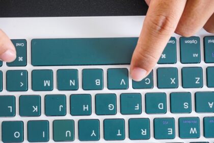 26 Essential Keyboard Shortcuts That Everyone Needs to Master